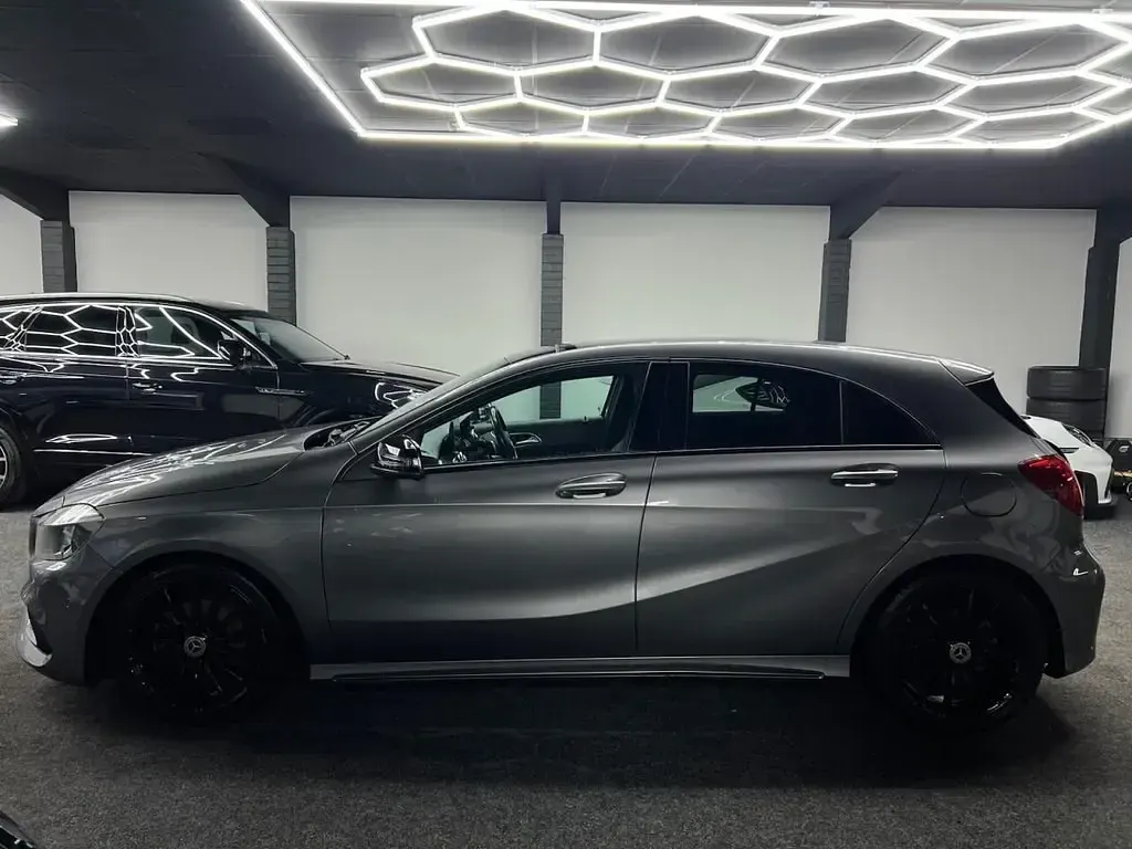 Gebraucht Mercedes A200 Executive 2017 Grau Kleinwagen