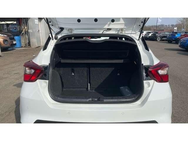 Used Nissan Micra 100 HP (73 kW) 2020 White Hatchback