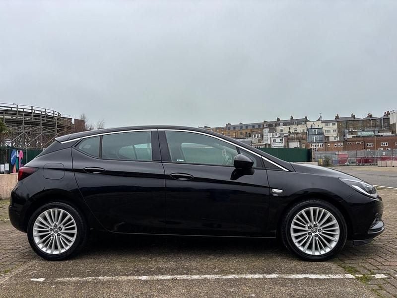 Used Vauxhall Astra Elite 2017 Black Hatchback