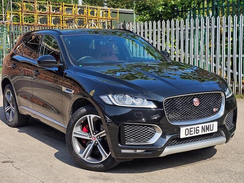 Black Used 2016 Jaguar F-Pace S SUV | £15,995 (Fair price) - Image 1/4
