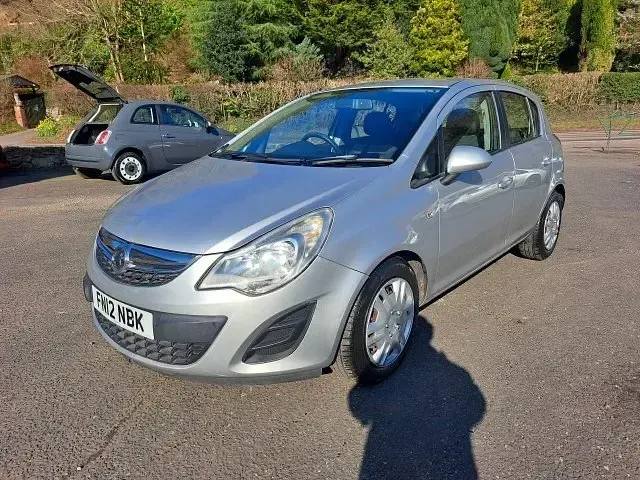 Używany Vauxhall Corsa 100 KM (73 kW) 2012 Srebrny Hatchback