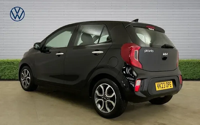 Second-hand Kia Picanto 67 CP (49 kW) 2023 Negru Hatchback