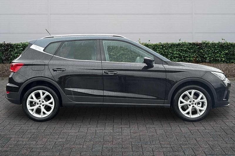 New Seat Arona FR 2026 Midnight black grey roof SUV