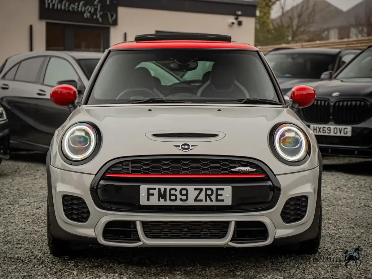Używany Mini John Cooper Works Chili 2020 Srebrny Hatchback