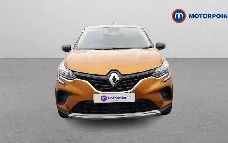 Used Renault Captur Iconic 140 HP (102 kW) 2021 Orange SUV
