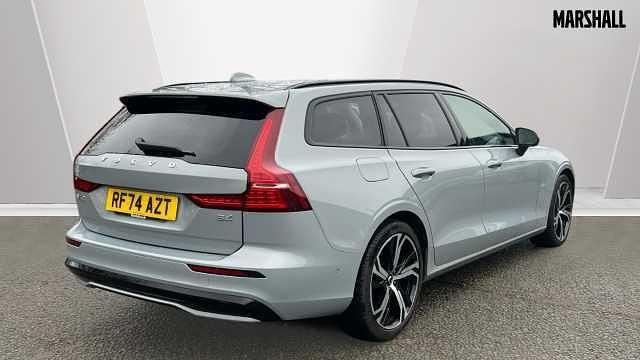 Used Volvo V60 Ultra 194 HP (142 kW) 2025 Estate