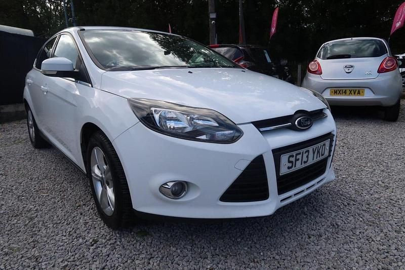White Used 2013 Ford Focus Zetec Hatchback | £3,750 (Fair price) - Image 1/4