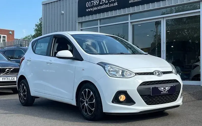 Käytetty Hyundai i10 SE 66 HP (48 kW) 2016 Viistoperä