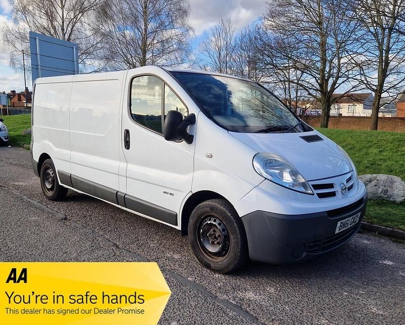 Used Nissan Primastar SE 115 HP (84 kW) 2011 White MPV