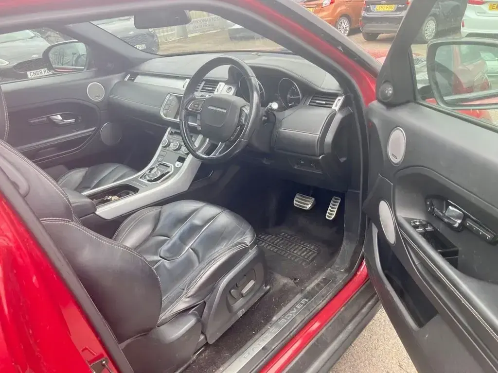 Used Land Rover Range Rover evoque Dynamic 190 HP (139 kW) 2013 Red SUV