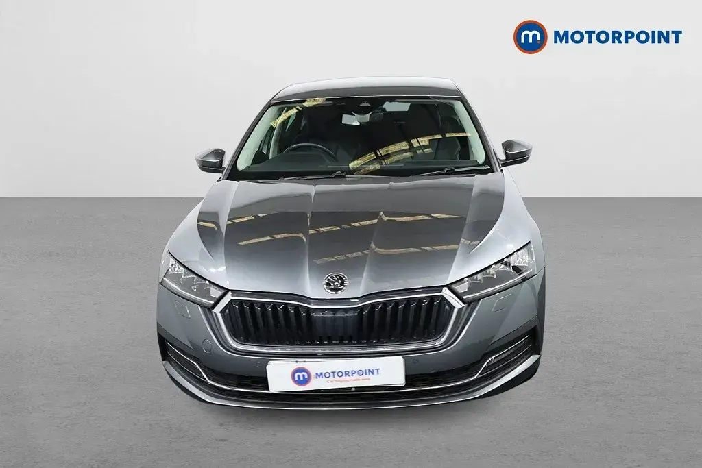 Begagnad Skoda Octavia SE L 2023 Grå Halvkombi