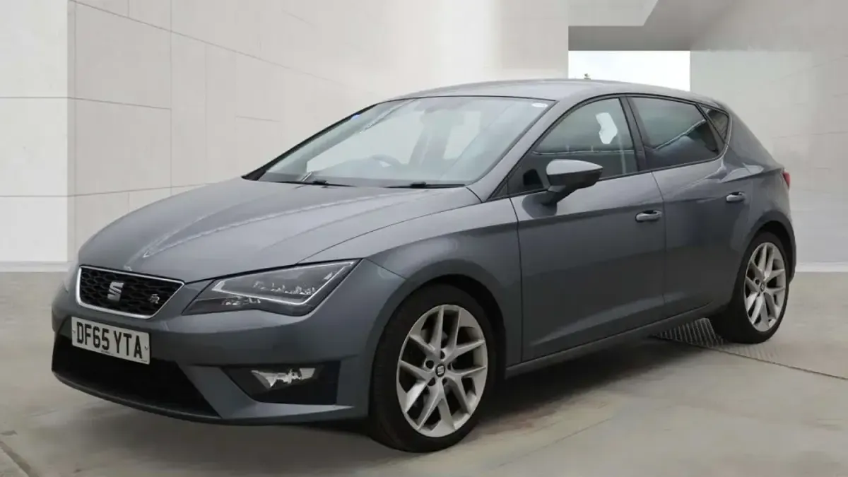 Used Seat Leon FR 184 HP (135 kW) 2016 Grey Hatchback