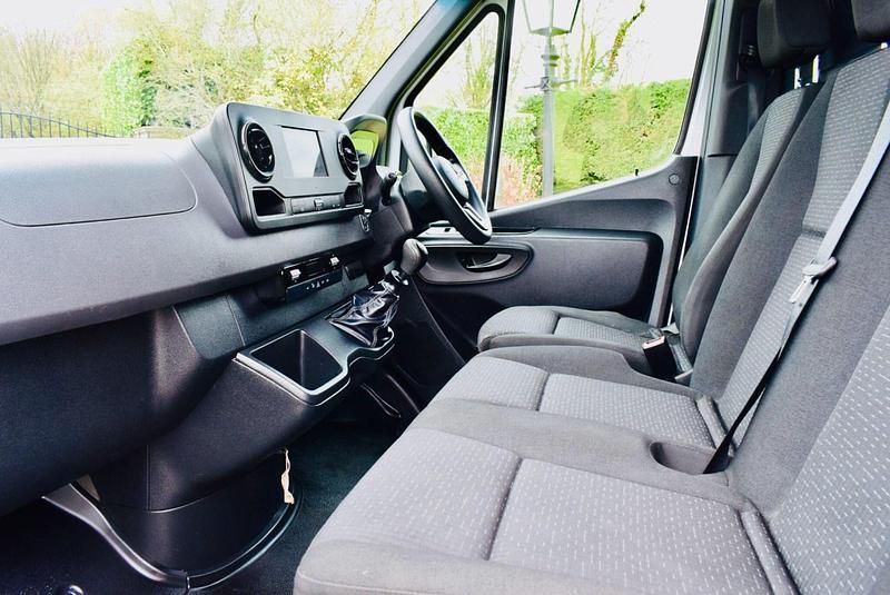 Begagnad Mercedes Sprinter Premium 148 HK (108 kW) 2022 Vit Van