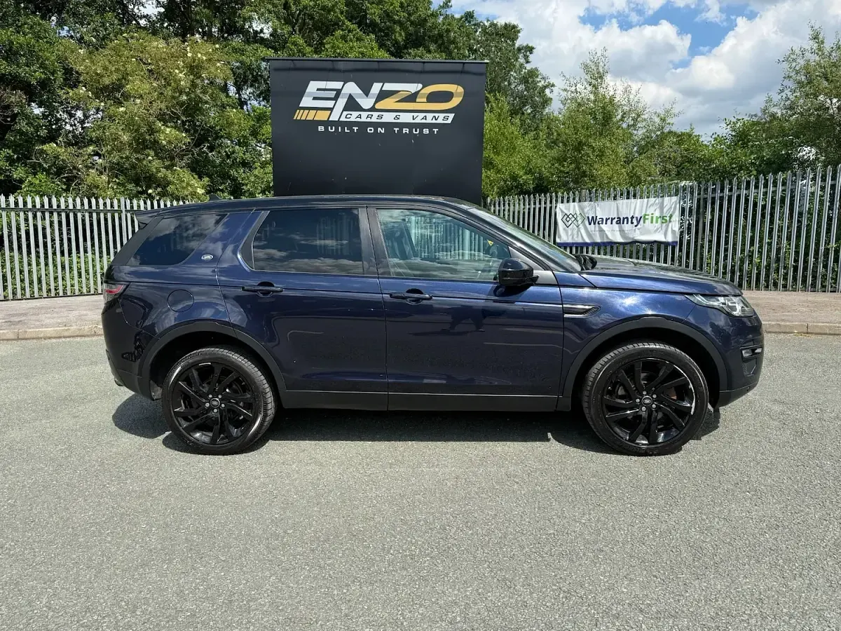 Used Land Rover Discovery Sport HSE 180 HP (132 kW) 2016 Blue SUV