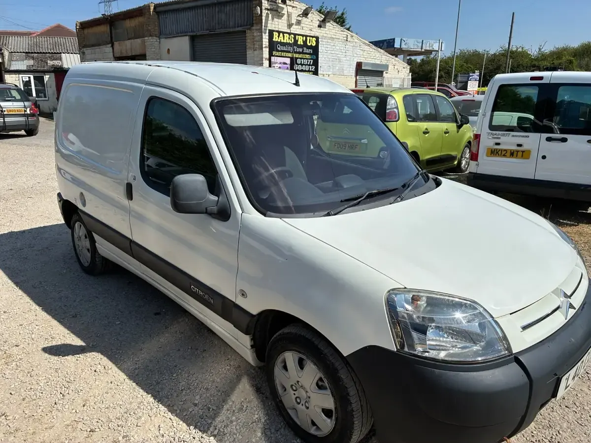 Used Citroën Berlingo First 2009 White MPV