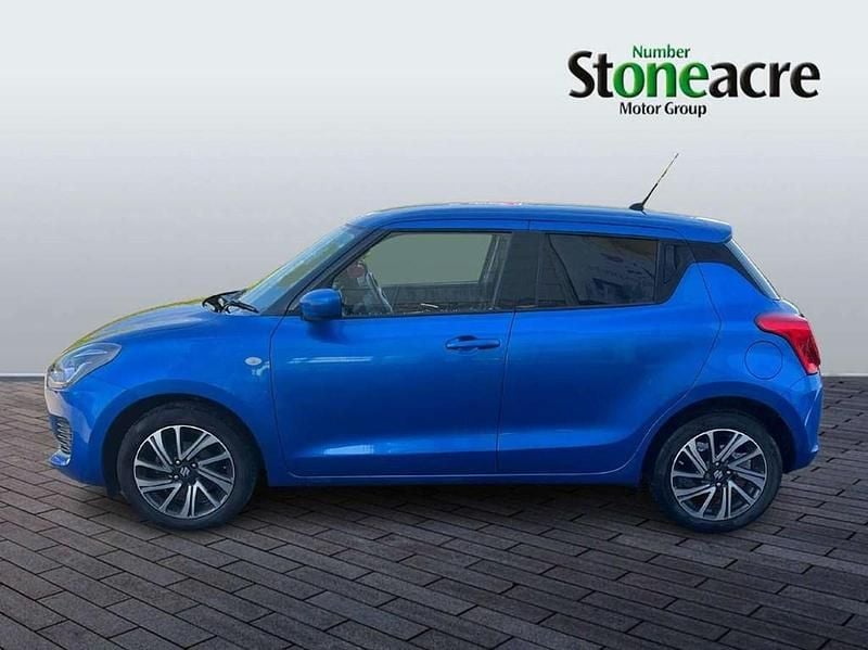Begagnad Suzuki Swift SZ-L 83 HK (61 kW) 2024 Blå Halvkombi