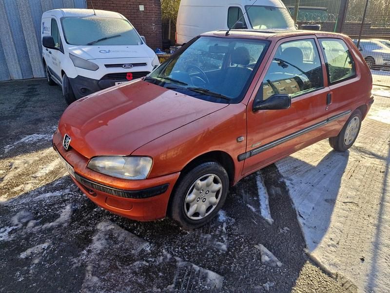 Used Peugeot 106 Independence 2002 Orange Hatchback