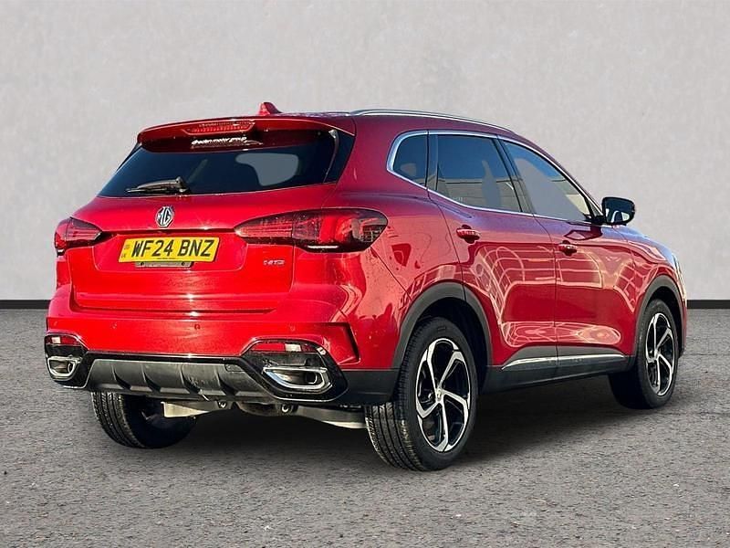 Używany MG HS Trophy 162 KM (119 kW) 2024 Czerwony SUV