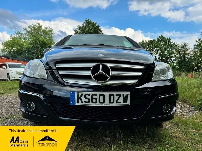 Used Mercedes B160 SE 2011 Black MPV