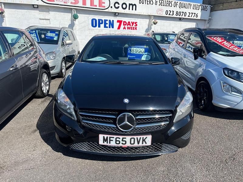 Used Mercedes A180 SE 2015 Black Hatchback
