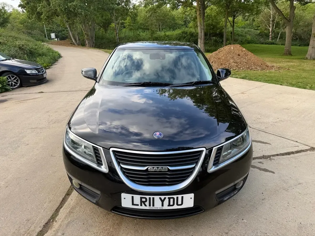 Used Saab 9-5 Vector 220 HP (161 kW) 2011 Black Sedan