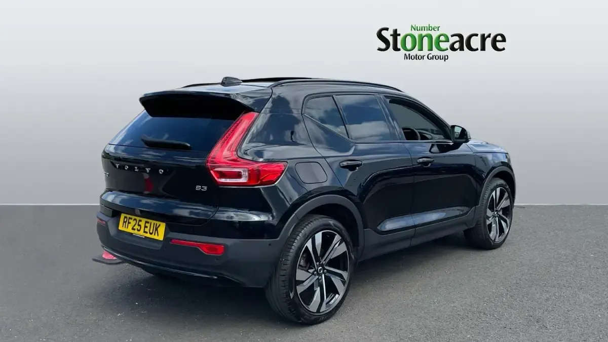 Used Volvo XC40 Ultra 163 HP (119 kW) 2025 Black SUV