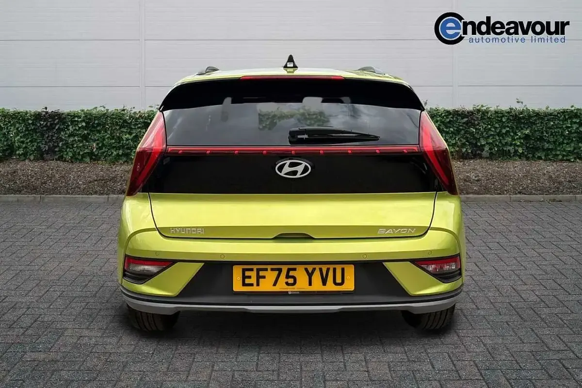 Used Hyundai Bayon 90 HP (66 kW) 2025 Green SUV