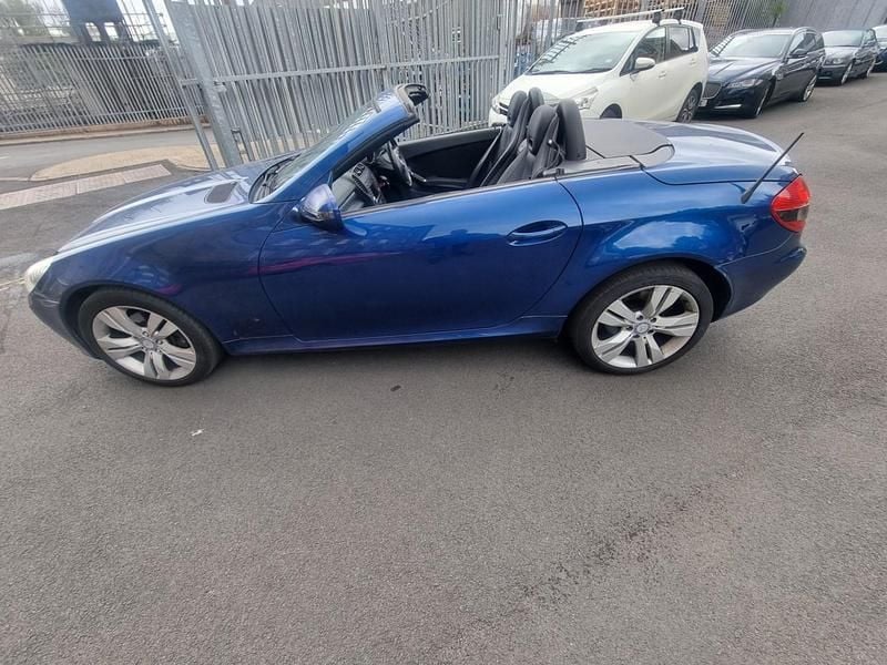Blue Used 2008 Mercedes SLK200 Cabriolet | £3,275 (Good price) - Image 1/4