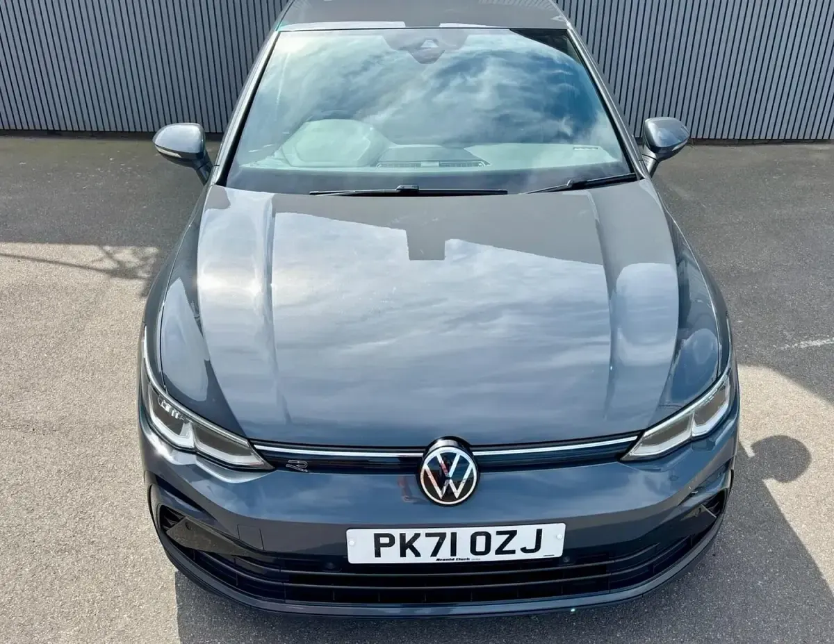 Używany VW Golf VII R-line 150 KM (110 kW) 2021 Szary Hatchback