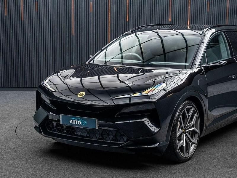 Used Lotus Eletre 22 kW (30 HP) 2024 SUV