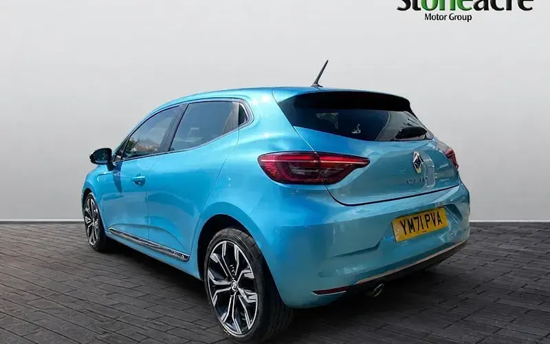 Used Renault Clio Version S 90 HP (66 kW) 2022 Hatchback