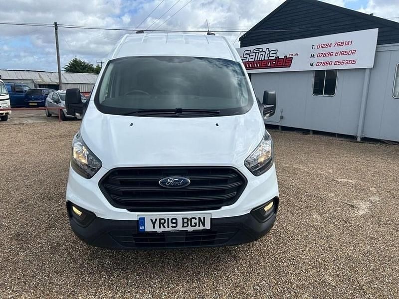 Used Ford Transit Custom 105 HP (77 kW) 2019 White Van