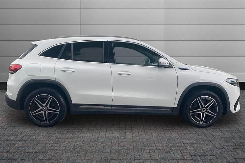Usado Mercedes EQA300 AMG line 167 kW (228 CV) 2022 Blanco SUV