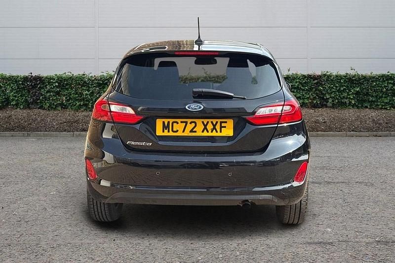 Usado Ford Fiesta Titanium 2023 Negro Utilitario