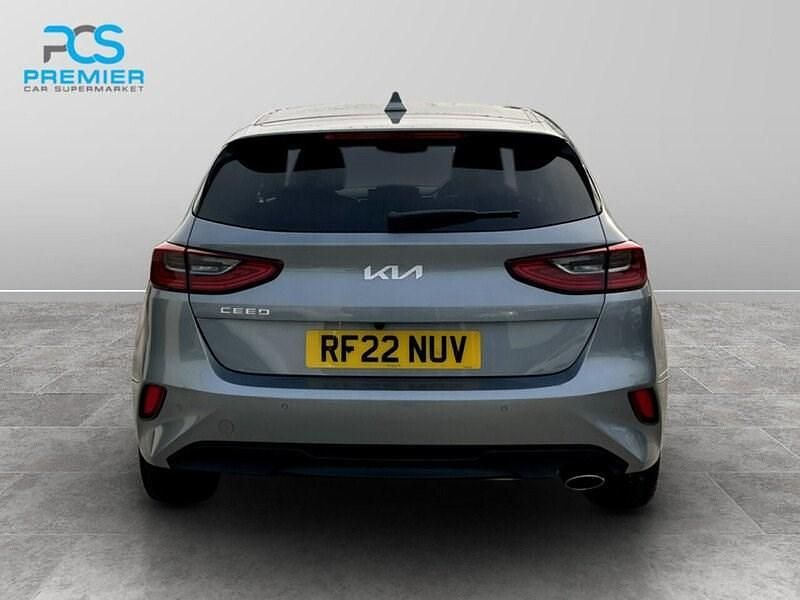 Used Kia Ceed 2022 Silver Hatchback