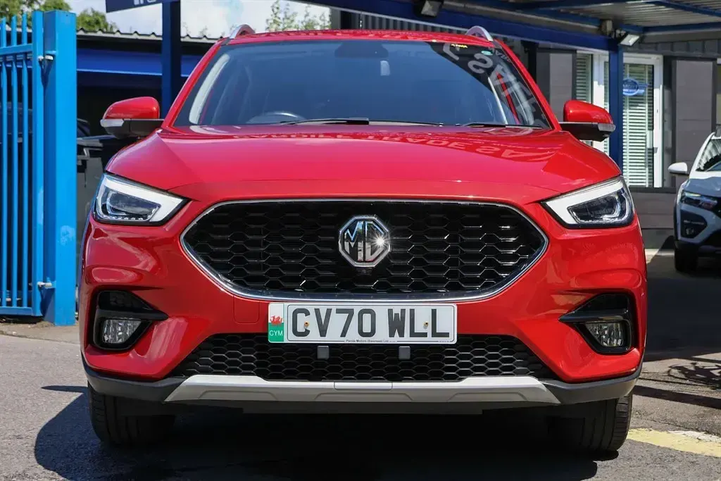 Used MG ZS Exclusive 106 HP (77 kW) 2021 Red SUV