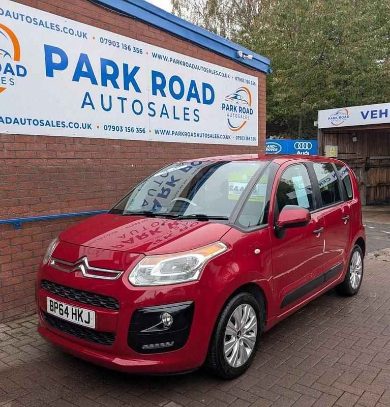 Red Used 2015 Citroën C3 Picasso VTR Sport MPV | £3,995 (A bit pricey) - Image 1/2