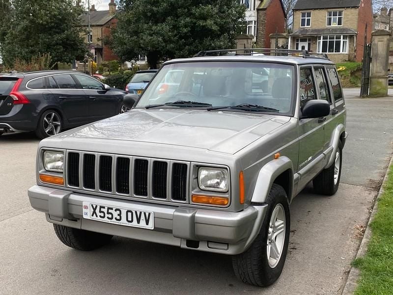 Used Jeep Cherokee 2001 Silver SUV