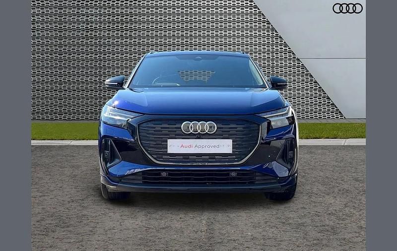 Used Audi Q4 e-tron Comfort 219 kW (299 HP) 2023 Blue SUV