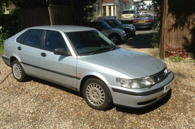 Begagnad Saab 9-3 2000 Halvkombi