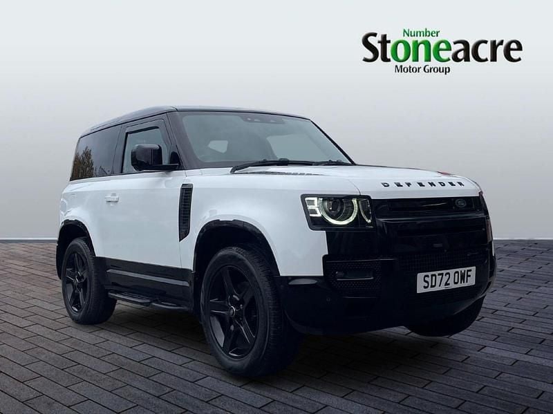 White Used 2022 Land Rover Defender SE Dynamic Estate | £51,995 (Fair price) - Image 1/4
