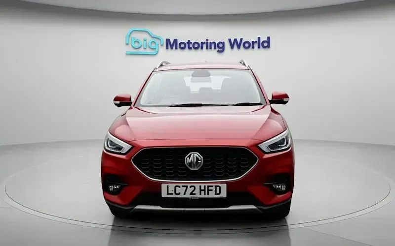 Usado MG ZS Exclusive 106 HP (77 kW) 2023 Vermelho SUV