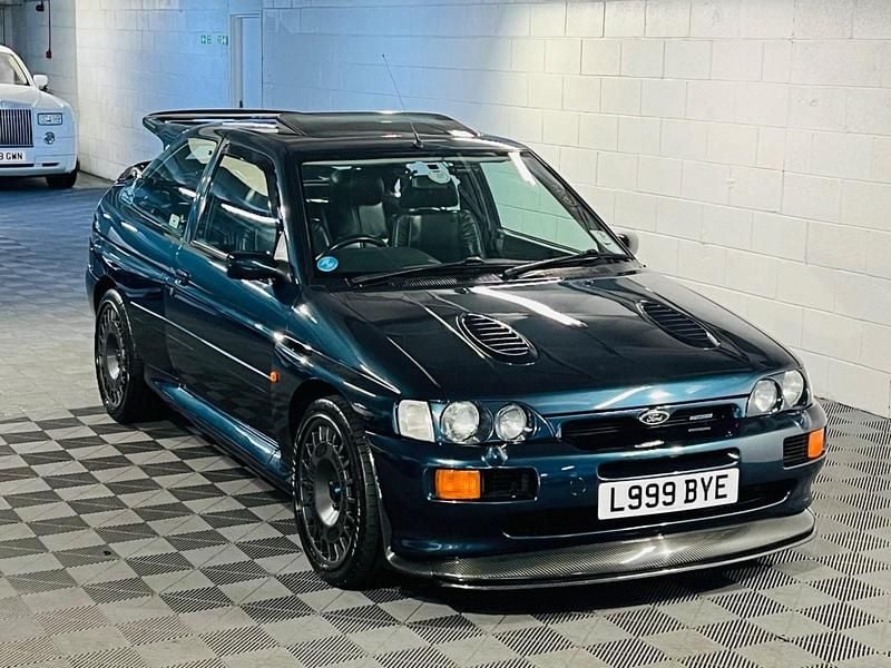 Used Ford Escort RS 224 HP (164 kW) 1995 Green Hatchback