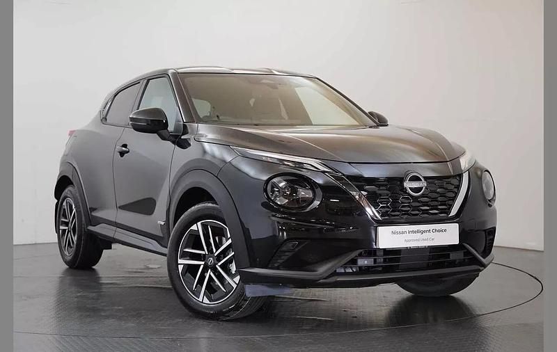 Black New 2025 Nissan Juke N-Connecta SUV | £22,999 (Super price) - Image 1/4