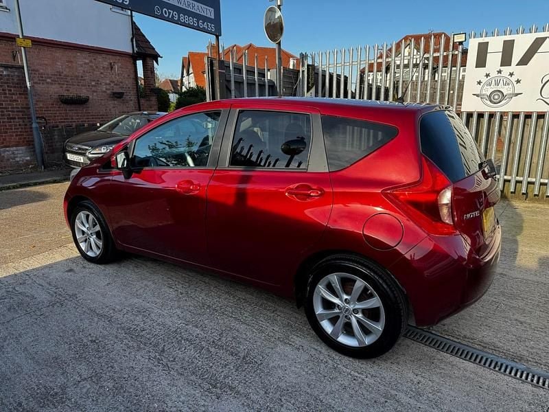 Used Nissan Note Acenta 98 HP (72 kW) 2014 Red Hatchback