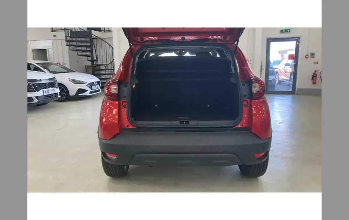 Used Renault Captur Iconic 90 HP (66 kW) 2018 Other SUV