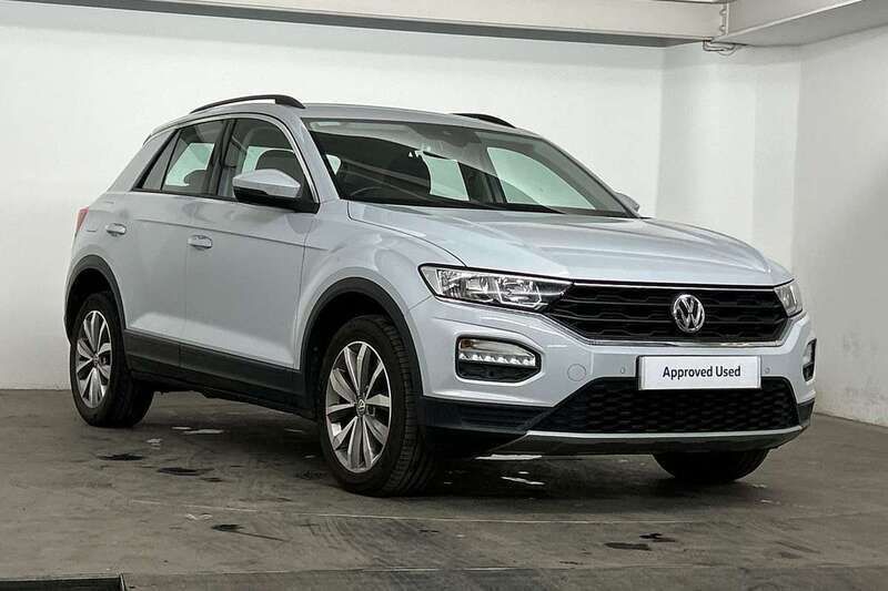 Silver Used 2018 VW T-Roc SE SUV | £12,995 (Fair price) - Image 1/4