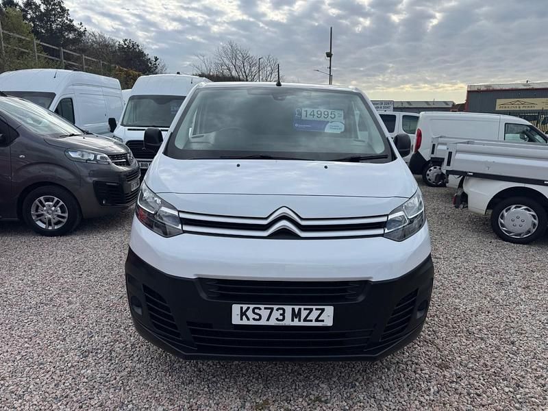 Usado Citroën Dispatch 2023 Blanco Monovolumen