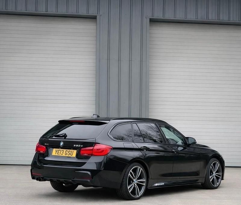 Used BMW 330 Luxury Line 310 HP (228 kW) 2013 Black Estate
