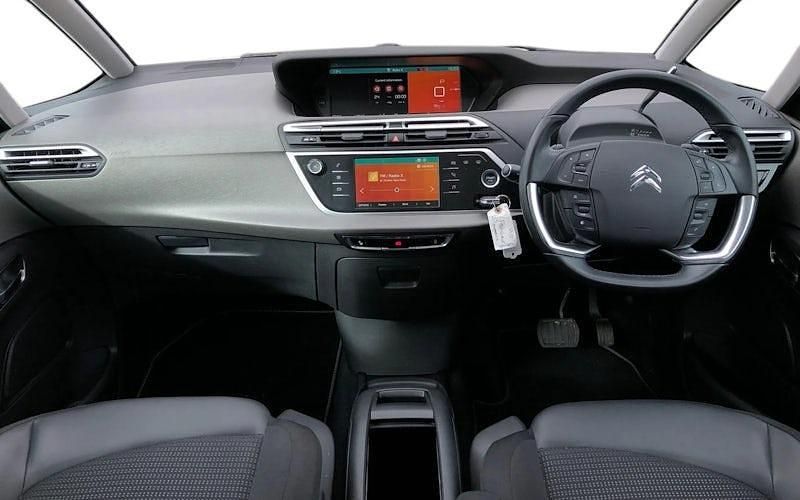 Używany Citroën C4 SpaceTourer Shine 131 KM (96 kW) 2021 Biały Minivan